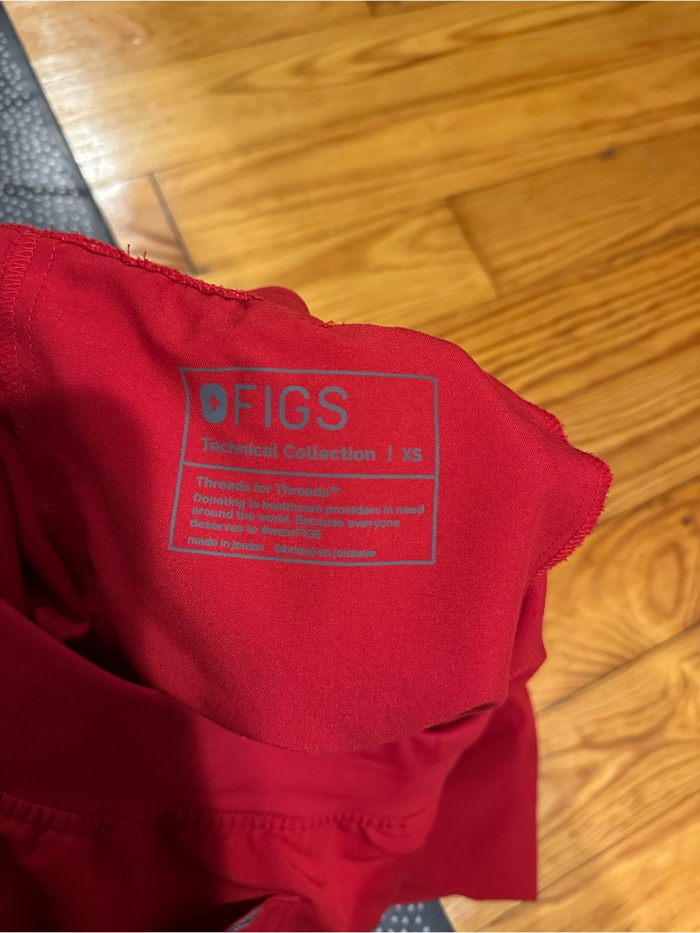 Red figs Zamora scrubs XS - Picture 4 of 4